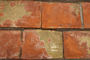 Briques émaillées usées