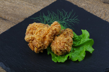 Crispy chicken wings
