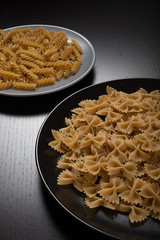 pasta fusilli e farfalle
