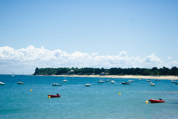 Fototapeta na wymiar parked boats in the bay of Ile Noirmoutier