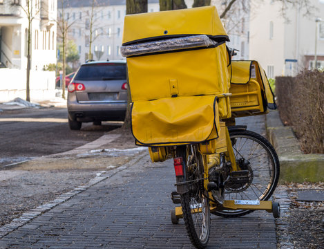 Brieftr&auml;ger Fahrrad