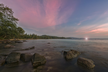 Fototapeta na wymiar Sunset in the island Phu Quoc.