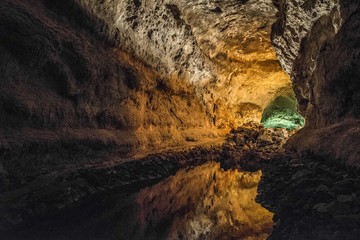 Caverna con un Lago Sotteraneo - Lanzarote - Canarie