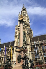 Naklejka na ściany i meble New Town Hall (Rathaus) in Marienplatz