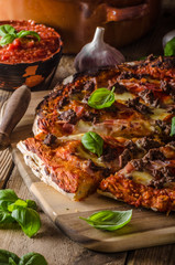Rustic pizza with minced meat