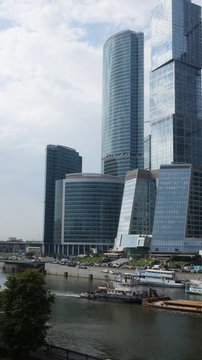 СОВРЕМЕННАЯ АРХИТЕКТУРА,МЕГАПОЛИС,ЗДАНИЯ,НЕБОСКРЕБЫ,ГОЛУБОЙ ЦВЕТ,СТЕКЛО,БЕТОН,СТЕНЫ,КРАСОТА,ВИД