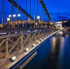 Naklejka premium Chain Bridge in Budapest