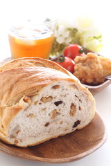 walnut and dried fruit bread