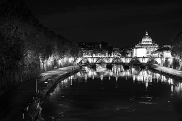 Fototapeta na wymiar square in St. Peter's basilica illuminated by night. Rome