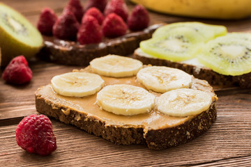 Gluten free toasts with fresh fruits and berries