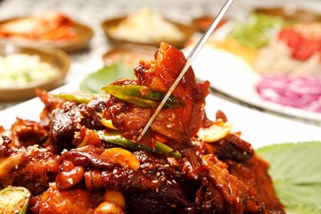 spicy jokbal