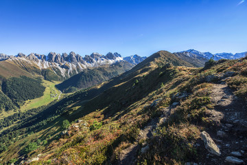 Obraz premium Kalkkögel Salfeins Wanderweg