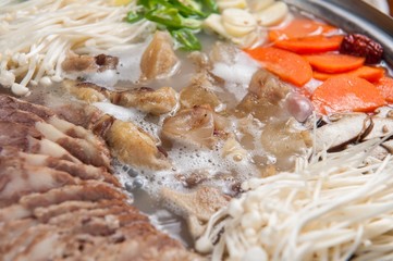 suyuk jeongol.  Boiled Beef Slice Hot Pot