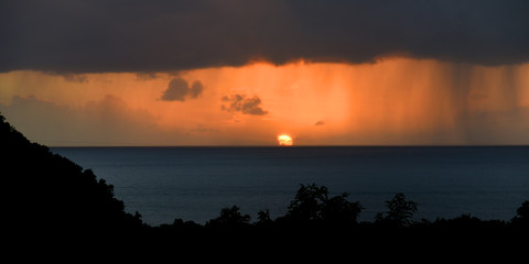 couché de soleil en guadeloupe