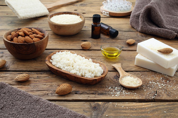 mandole prodotti per la cura della pelle e la bellezza del corpo