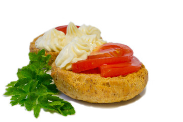 toasts with tomatoes