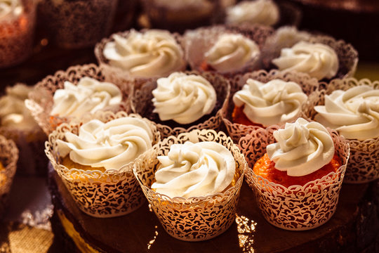 Cupcakes in lacy cupcake cases, close-up