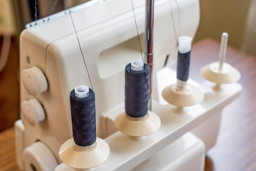 Overlock sewing machine