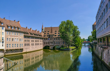 Heilig-Geist-Spital, Pegnitz River, Nuremberg, Middle Franconia, Franconia, Bavaria, Germany, Europe