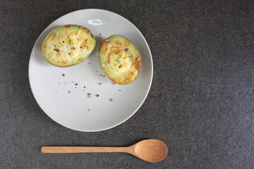 avocado baked with egg