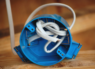 Outlet box for light wiring in home construction