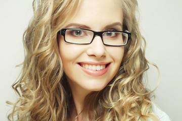 Obraz premium blond woman with glasses