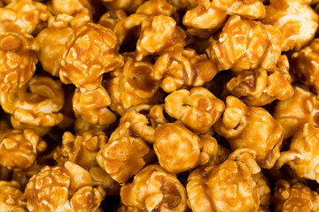 caramel popcorn on a plate more macro
