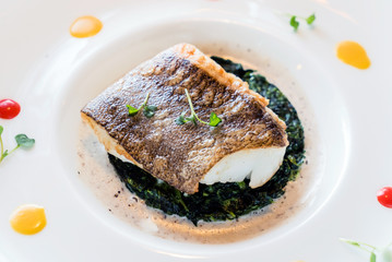 fish with spinach