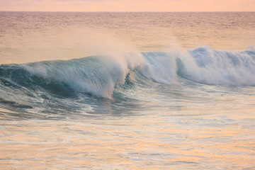 Obrazy na Szkle  Idealna fala do surfowania