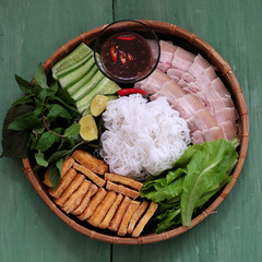 Vietnamese food, bun dau mam tom