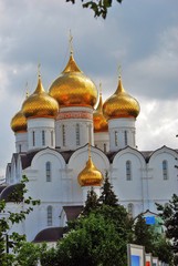 Fototapeta na wymiar Assumption Church in Yaroslavl, Russia.