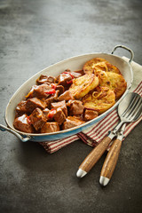 Beef goulash with roasted serviettenknodel