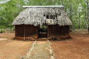 Fototapeta na wymiar hut in ruins of the Mayan archaeological enclosure of Labna in Yucatan, Mexico.