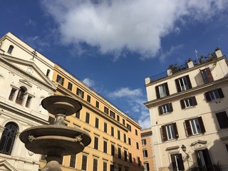 Fontana di Piazza della Madonna dei Monti, Roma, Italia