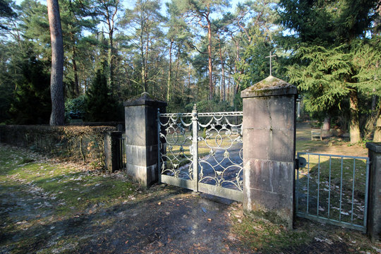 S&uuml;dwestkirchhof