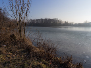 Fototapeta premium Mittagssonne über dem Eis