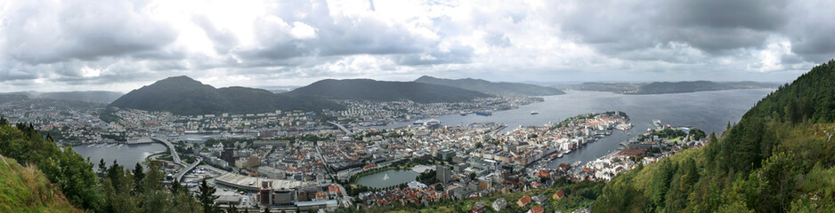 Fototapeta na wymiar Panorama von der Stadt Bergen in Norwegen