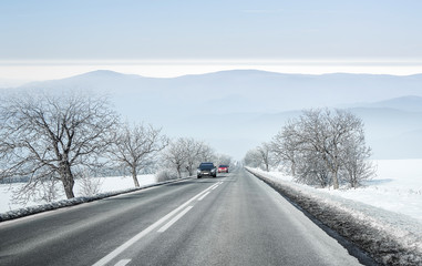 Fototapeta na wymiar Mountain road in winter.