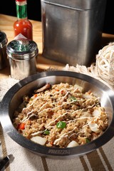 dwaejigogi bokkeumbap. pork fred rice