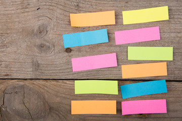 sticky notes on the wooden board