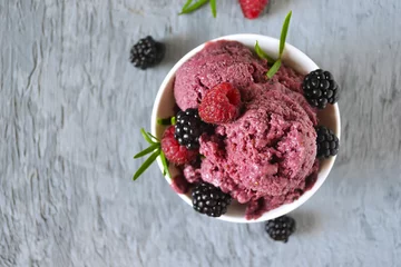 Poster Summer cold dessert - ice cream diet of yogurt and berries © zefirchik06
