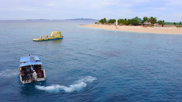 Beachcomber Island resort Fiji