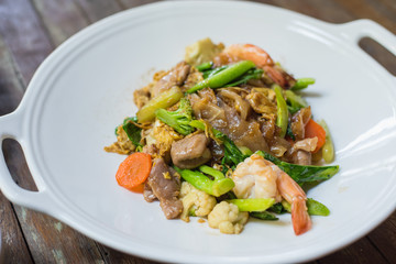 Noodles fried in soy sauce