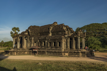 Fototapeta na wymiar Angkor Wat temple before sunrise