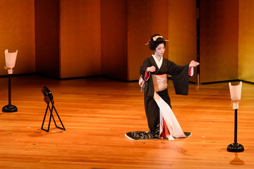 Japanese dance