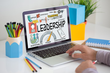 BUSINESS FINANCE TEAMWORK COMMUNICATION SUCCESS AND LEADERSHIP CONCEPT