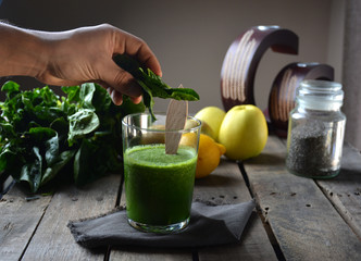 Smoothie with spinach