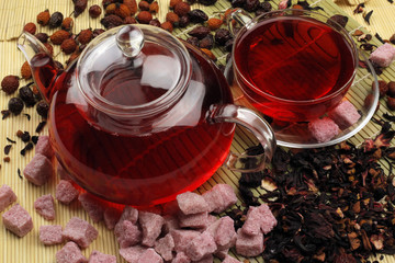 Glass teapot with tea hibiscus