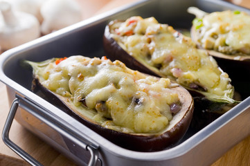 aubergines stuffed with champignons