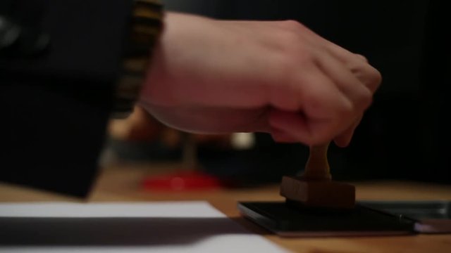  boss signer document of stamp on partnership agreement form-Dan